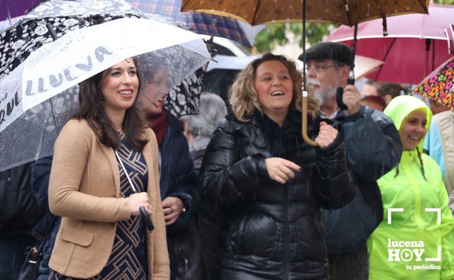 GALERÍA: En torno a 200 personas participan en la primera de las concentraciones convocadas en Lucena con motivo del 8M y la huelga feminista