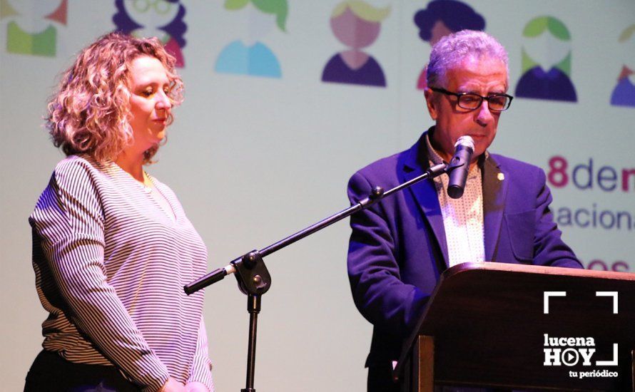 GALERÍA: 8M: El reconocimiento a una trayectoria personal y académica ejemplar: Felisa Reyes Ortega recibe el homenaje del Consejo Local de la Mujer GALERÍA: 8M: El reconocimiento a una trayectoria personal y académica ejemplar: Felisa Reyes Ortega recibe el homenaje del Consejo Local de la Mujer