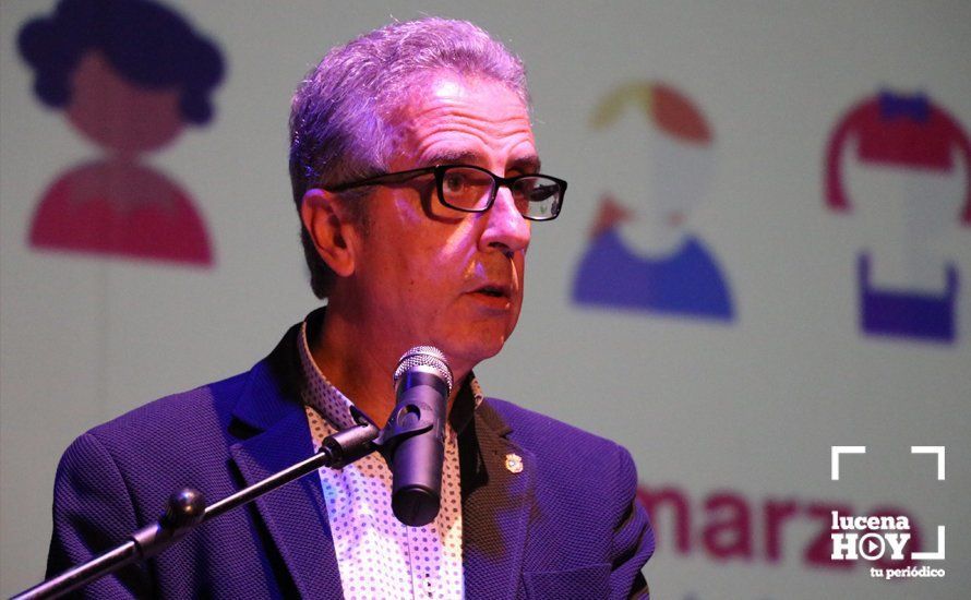 GALERÍA: 8M: El reconocimiento a una trayectoria personal y académica ejemplar: Felisa Reyes Ortega recibe el homenaje del Consejo Local de la Mujer GALERÍA: 8M: El reconocimiento a una trayectoria personal y académica ejemplar: Felisa Reyes Ortega recibe el homenaje del Consejo Local de la Mujer