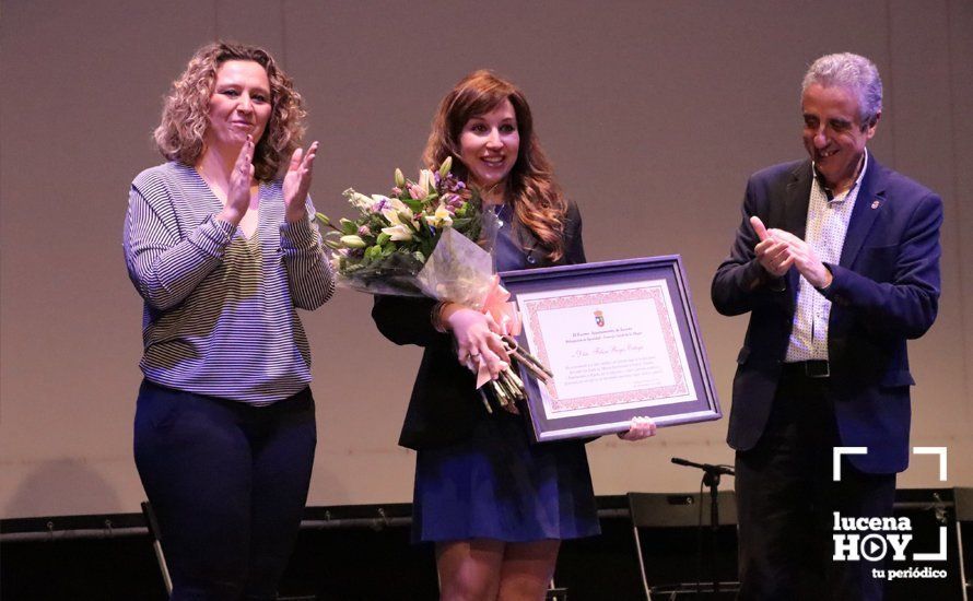 GALERÍA: 8M: El reconocimiento a una trayectoria personal y académica ejemplar: Felisa Reyes Ortega recibe el homenaje del Consejo Local de la Mujer