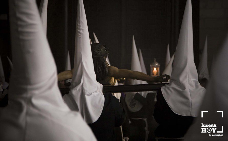 GALERÍA: El Vía Crucis del Silencio cierra el Viernes de Dolores y abre las puertas de la Semana Santa desde San Mateo GALERÍA: El Vía Crucis del Silencio cierra el Viernes de Dolores y abre las puertas de la Semana Santa desde San Mateo