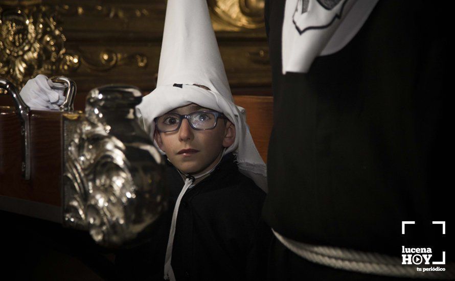 GALERÍA: El Vía Crucis del Silencio cierra el Viernes de Dolores y abre las puertas de la Semana Santa desde San Mateo GALERÍA: El Vía Crucis del Silencio cierra el Viernes de Dolores y abre las puertas de la Semana Santa desde San Mateo