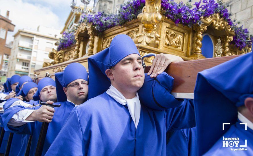 Galería: Jueves Santo: Primera salida de La Caridad Galería: Jueves Santo: Primera salida de La Caridad