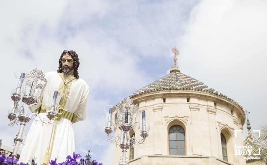 Galería: Jueves Santo: Primera salida de La Caridad