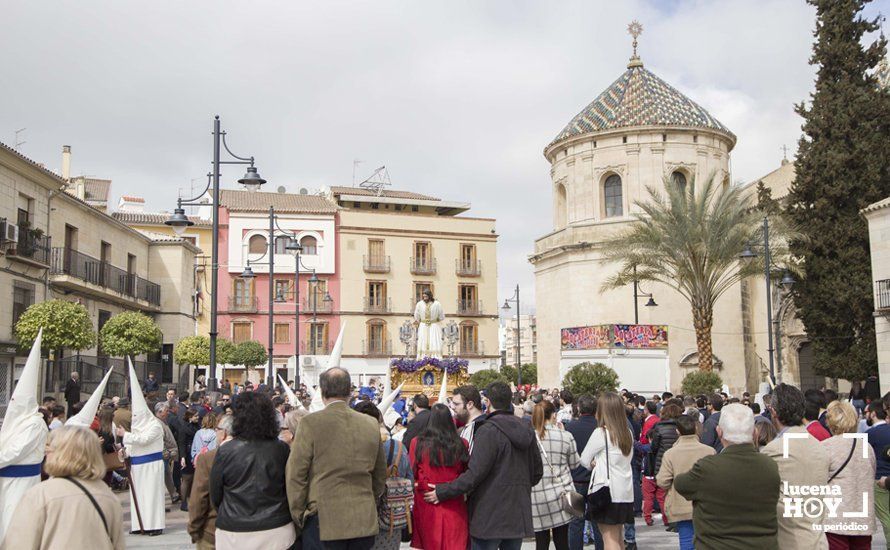 Galería: Jueves Santo: Primera salida de La Caridad Galería: Jueves Santo: Primera salida de La Caridad