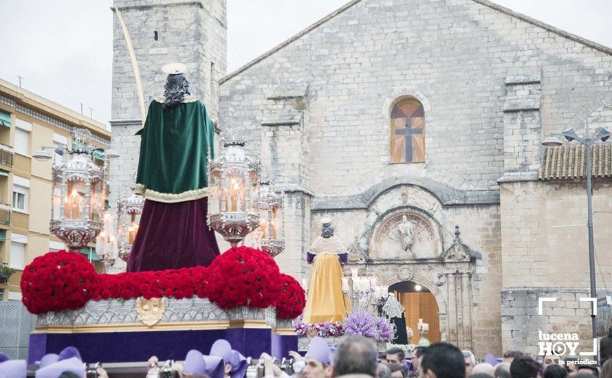 Galería: Viernes Santo de lluvia con Ntro. Padre Jesús