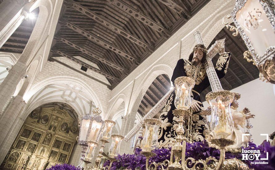 Galería: Viernes Santo de lluvia con Ntro. Padre Jesús