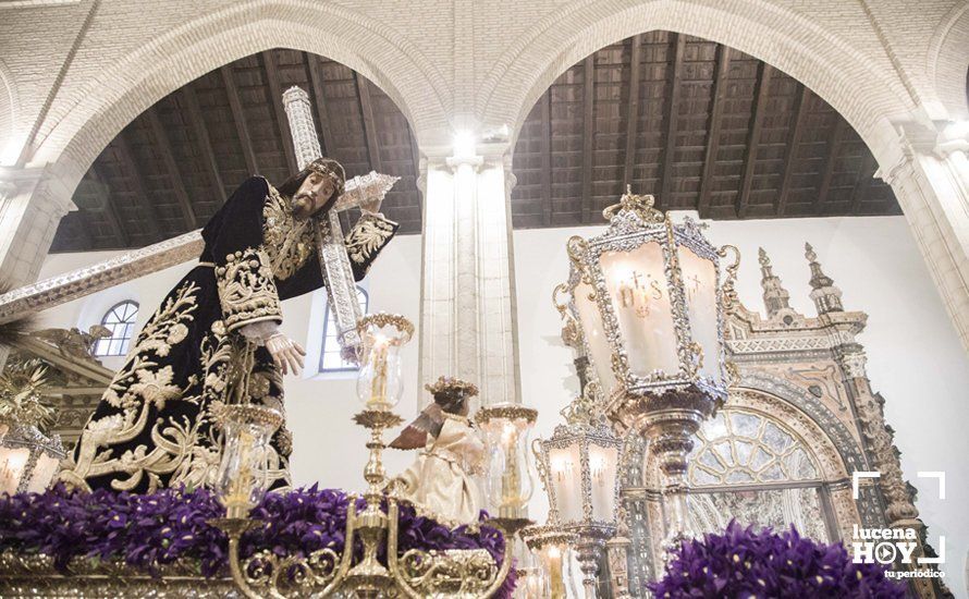 Galería: Viernes Santo de lluvia con Ntro. Padre Jesús