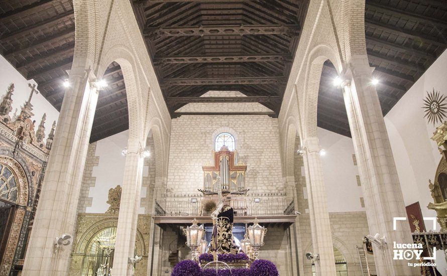 Galería: Viernes Santo de lluvia con Ntro. Padre Jesús