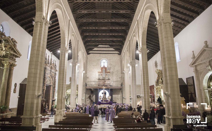 Galería: Viernes Santo de lluvia con Ntro. Padre Jesús