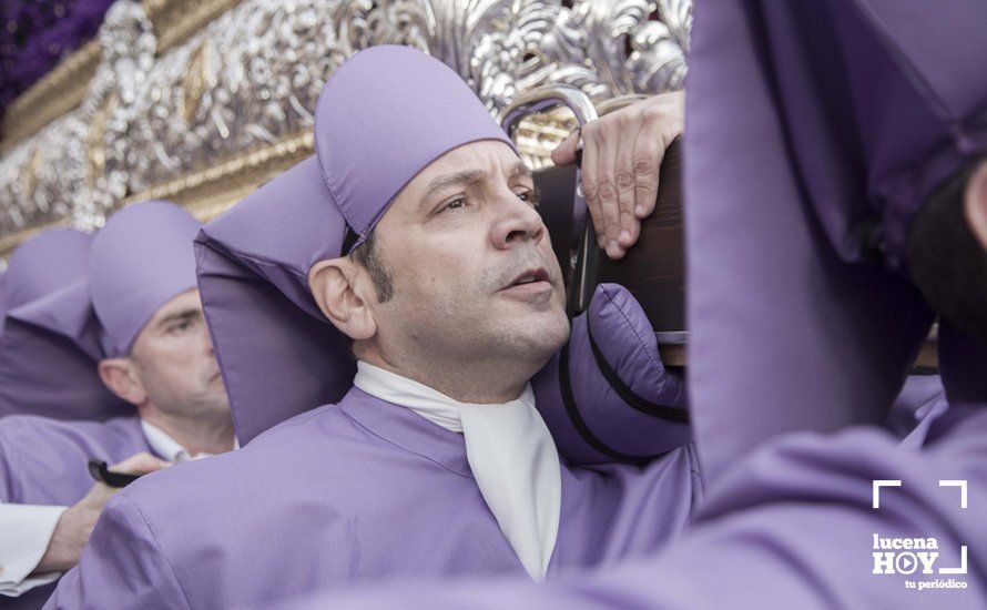 Galería: Viernes Santo de lluvia con Ntro. Padre Jesús