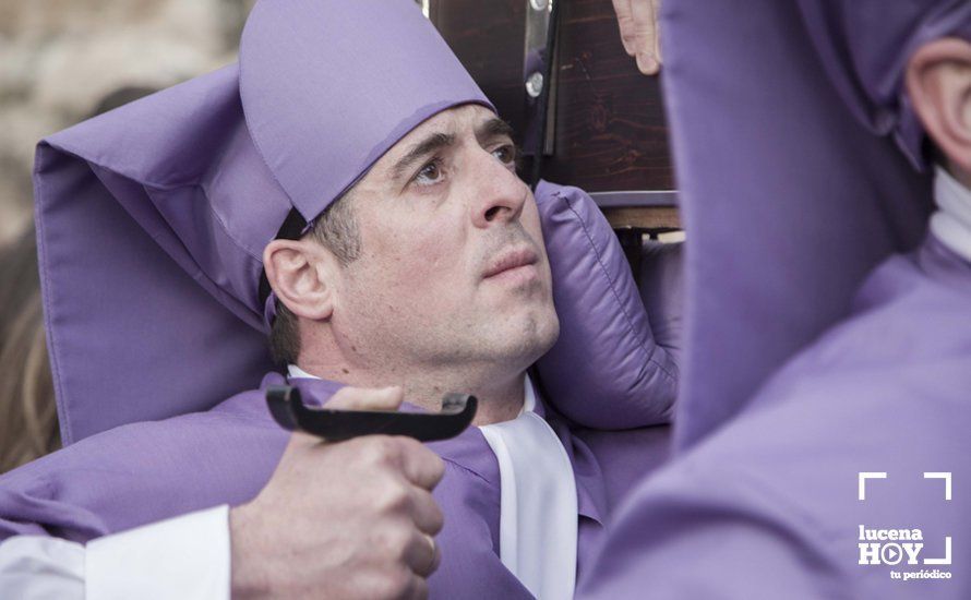 Galería: Viernes Santo de lluvia con Ntro. Padre Jesús