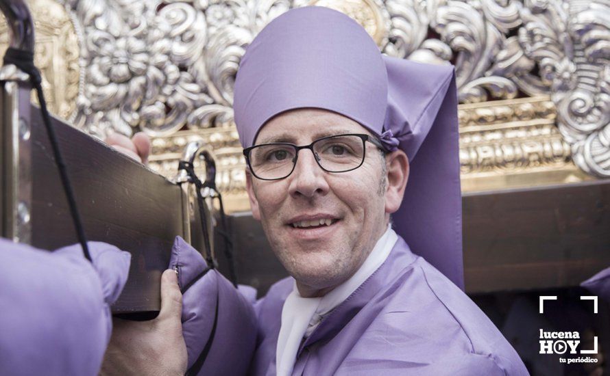 Galería: Viernes Santo de lluvia con Ntro. Padre Jesús