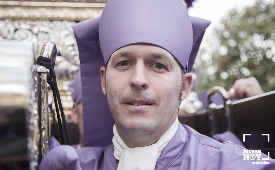 Galería: Viernes Santo de lluvia con Ntro. Padre Jesús Galería: Viernes Santo de lluvia con Ntro. Padre Jesús