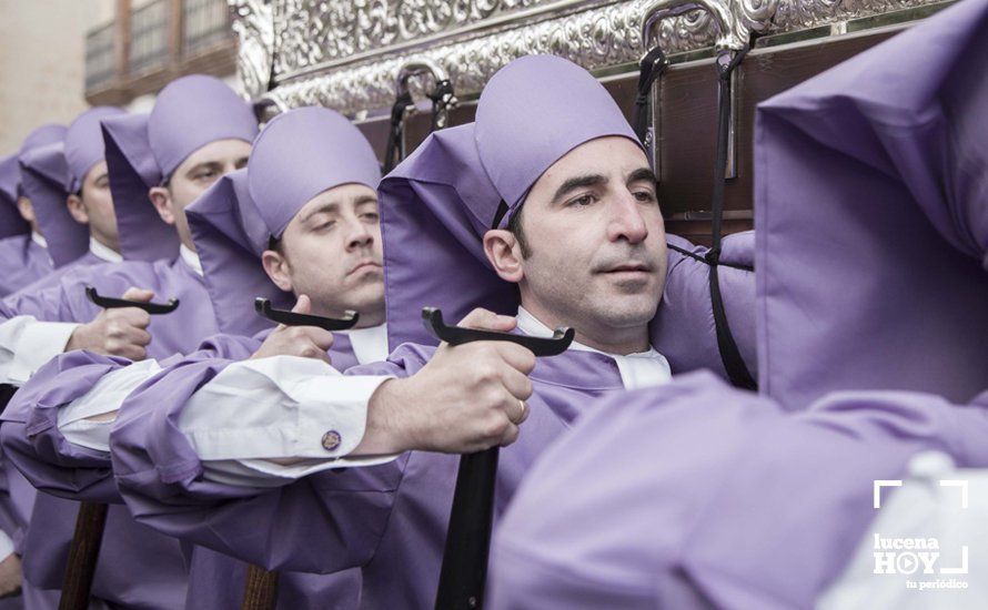 Galería: Viernes Santo de lluvia con Ntro. Padre Jesús