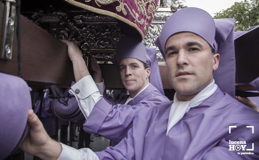 Galería: Viernes Santo de lluvia con Ntro. Padre Jesús