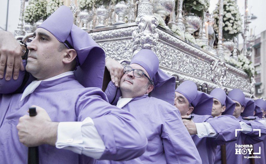 Galería: Viernes Santo de lluvia con Ntro. Padre Jesús