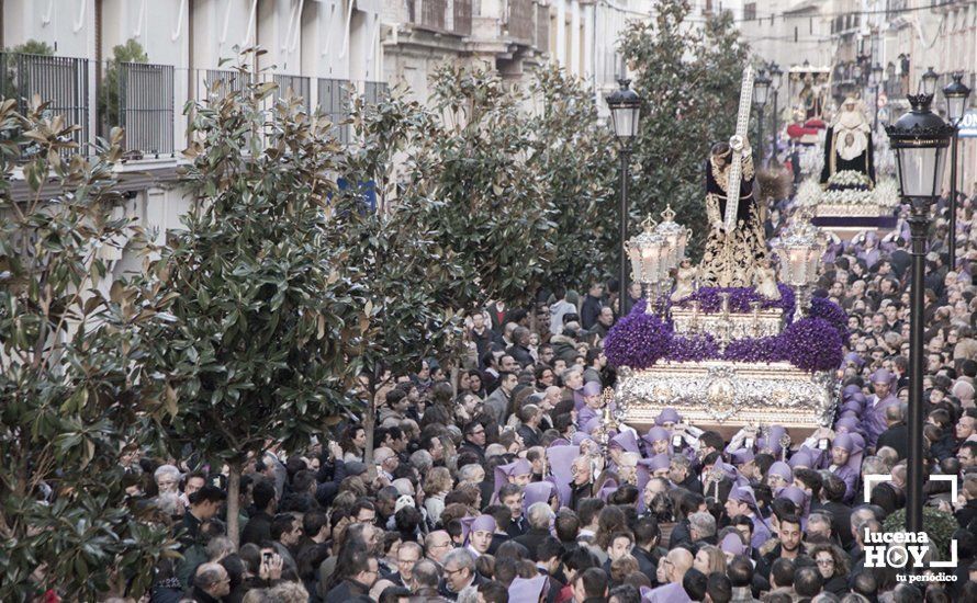 Galería: Viernes Santo de lluvia con Ntro. Padre Jesús