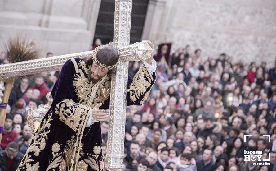 Galería: Viernes Santo de lluvia con Ntro. Padre Jesús