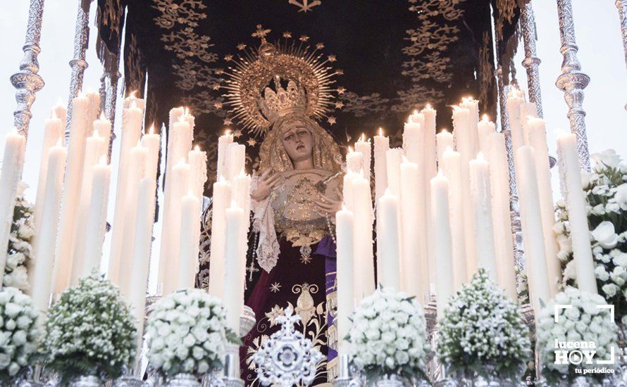 Galería: Viernes Santo de lluvia con Ntro. Padre Jesús Galería: Viernes Santo de lluvia con Ntro. Padre Jesús