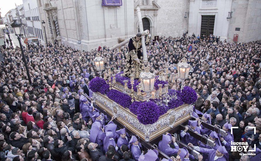 Galería: Viernes Santo de lluvia con Ntro. Padre Jesús Galería: Viernes Santo de lluvia con Ntro. Padre Jesús