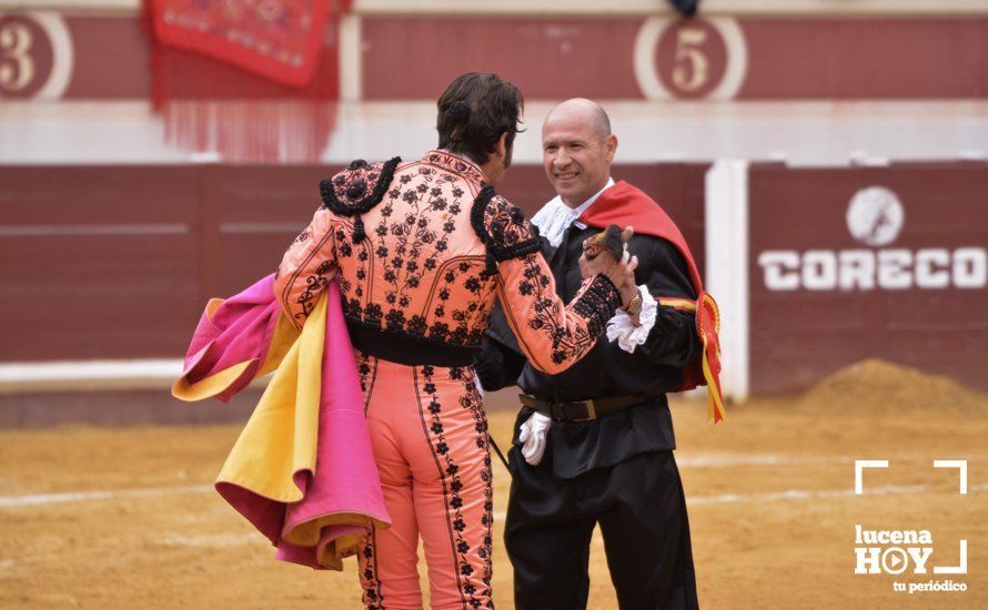 GALERÍA: Padilla y Cayetano salen a hombros del Coso de los Donceles