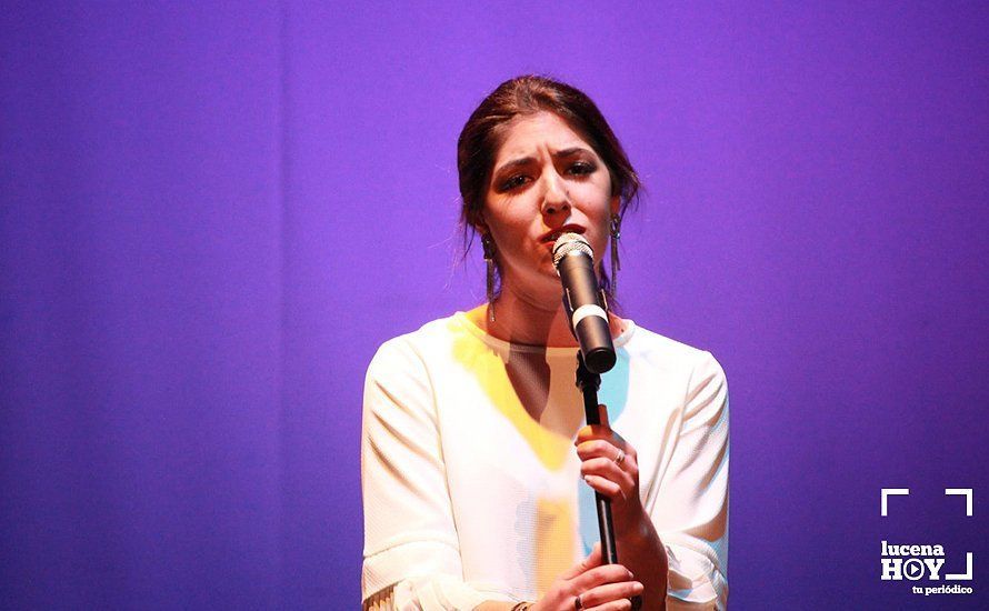GALERÍA: Carmen Romero Muñoz, doble vencedora de la gala solidaria 'Tú sí que cantas' del IES Sierra de Aras GALERÍA: Carmen Romero Muñoz, doble vencedora de la gala solidaria 'Tú sí que cantas' del IES Sierra de Aras