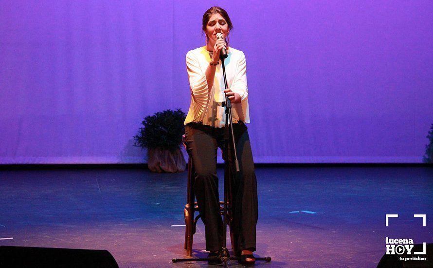 GALERÍA: Carmen Romero Muñoz, doble vencedora de la gala solidaria 'Tú sí que cantas' del IES Sierra de Aras GALERÍA: Carmen Romero Muñoz, doble vencedora de la gala solidaria 'Tú sí que cantas' del IES Sierra de Aras