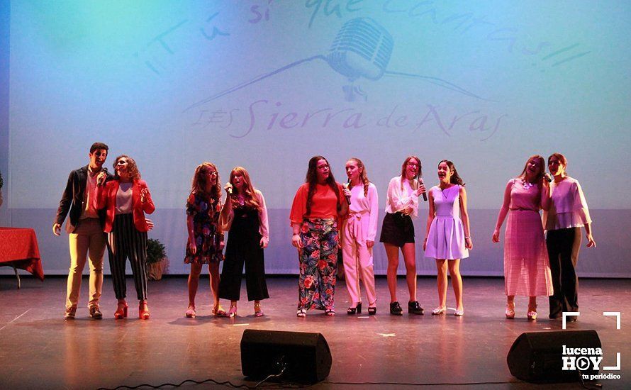 GALERÍA: Carmen Romero Muñoz, doble vencedora de la gala solidaria 'Tú sí que cantas' del IES Sierra de Aras GALERÍA: Carmen Romero Muñoz, doble vencedora de la gala solidaria 'Tú sí que cantas' del IES Sierra de Aras