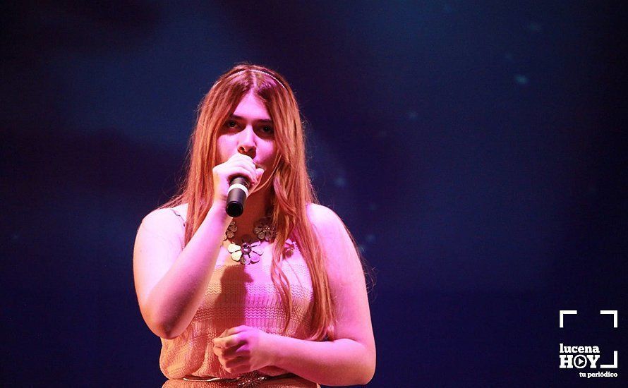 GALERÍA: Carmen Romero Muñoz, doble vencedora de la gala solidaria 'Tú sí que cantas' del IES Sierra de Aras GALERÍA: Carmen Romero Muñoz, doble vencedora de la gala solidaria 'Tú sí que cantas' del IES Sierra de Aras