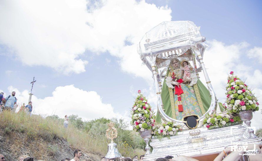 GALERÍA: La Guardia Civil rinde honores a la Virgen de Araceli en una multitudinaria romería de Subida GALERÍA: La Guardia Civil rinde honores a la Virgen de Araceli en una multitudinaria romería de Subida