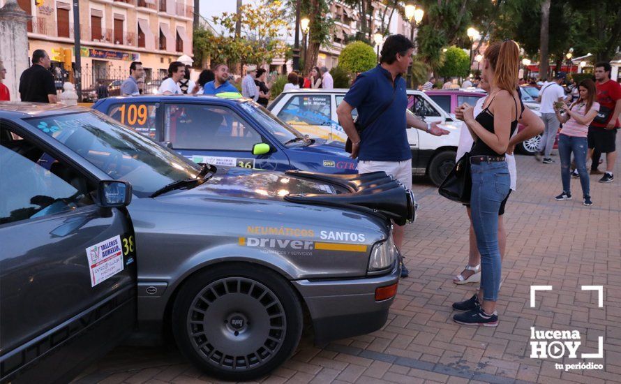 GALERÍA: 40 vehículos han participado esta madrugada en el I Classic Tour Nocturno de Lucena