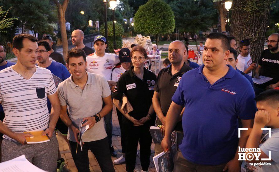 GALERÍA: 40 vehículos han participado esta madrugada en el I Classic Tour Nocturno de Lucena