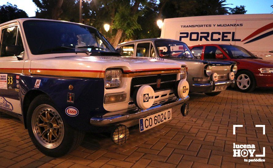 GALERÍA: 40 vehículos han participado esta madrugada en el I Classic Tour Nocturno de Lucena