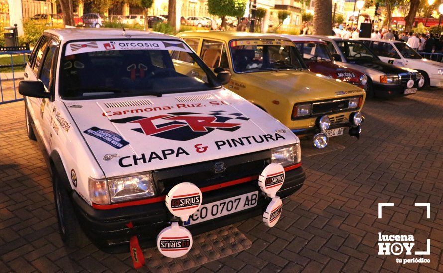 GALERÍA: 40 vehículos han participado esta madrugada en el I Classic Tour Nocturno de Lucena