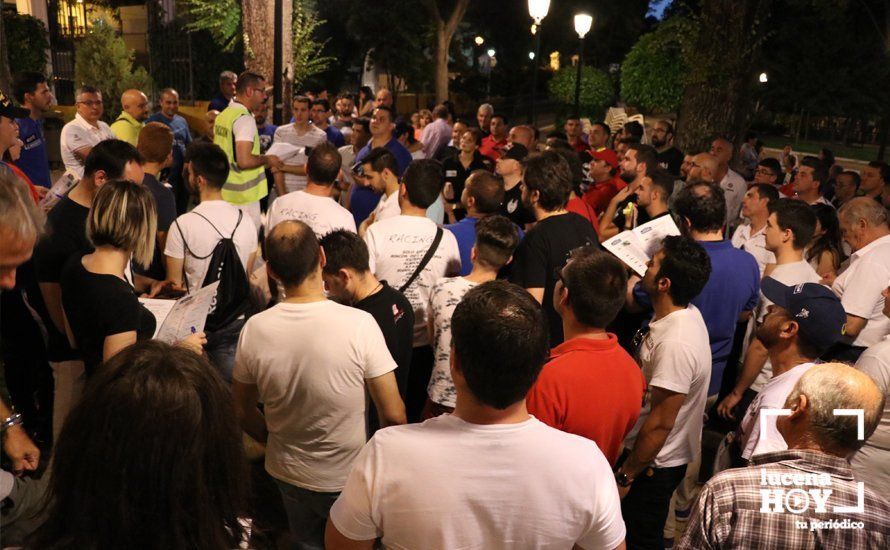 GALERÍA: 40 vehículos han participado esta madrugada en el I Classic Tour Nocturno de Lucena GALERÍA: 40 vehículos han participado esta madrugada en el I Classic Tour Nocturno de Lucena