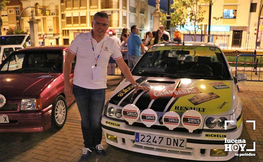 GALERÍA: 40 vehículos han participado esta madrugada en el I Classic Tour Nocturno de Lucena