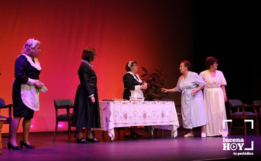 GALERÍA: El grupo senior de la Escuela Duque de Rivas cierra con "La boda del año" su festival anual de teatro GALERÍA: El grupo senior de la Escuela Duque de Rivas cierra con "La boda del año" su festival anual de teatro