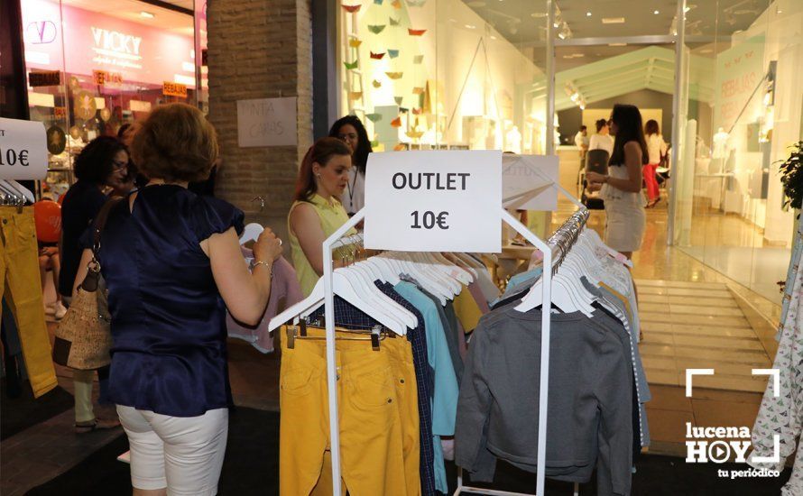 GALERÍA: El Centro Comercial Abierto celebra su "Noche Mágica" como apertura del periodo de rebajas GALERÍA: El Centro Comercial Abierto celebra su "Noche Mágica" como apertura del periodo de rebajas