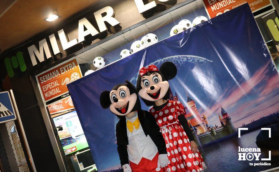 GALERÍA: El Centro Comercial Abierto celebra su "Noche Mágica" como apertura del periodo de rebajas