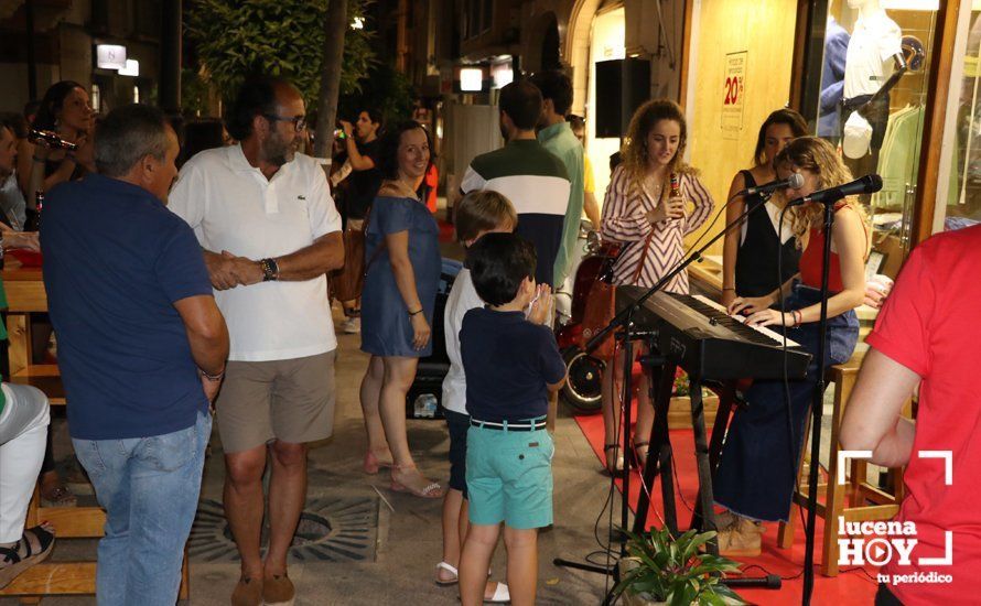 GALERÍA: El Centro Comercial Abierto celebra su "Noche Mágica" como apertura del periodo de rebajas