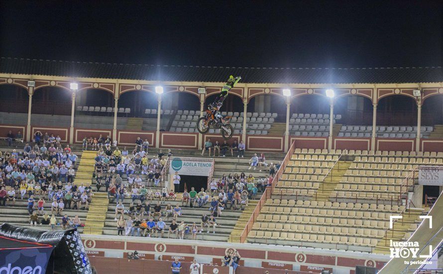 GALERÍA: La plaza de toros acoge la espectacularidad del Freestyle de la mano de algunos de los mejores pilotos del mundo