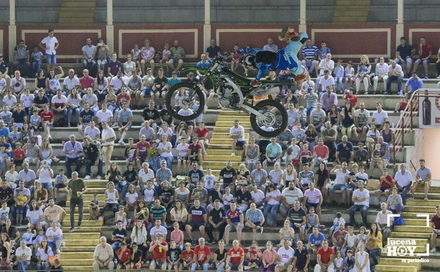 GALERÍA: La plaza de toros acoge la espectacularidad del Freestyle de la mano de algunos de los mejores pilotos del mundo GALERÍA: La plaza de toros acoge la espectacularidad del Freestyle de la mano de algunos de los mejores pilotos del mundo