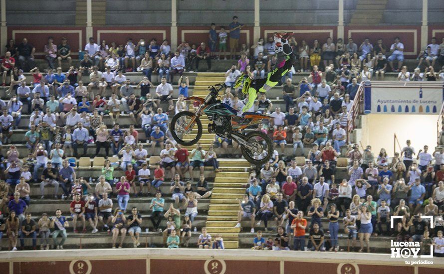 GALERÍA: La plaza de toros acoge la espectacularidad del Freestyle de la mano de algunos de los mejores pilotos del mundo GALERÍA: La plaza de toros acoge la espectacularidad del Freestyle de la mano de algunos de los mejores pilotos del mundo