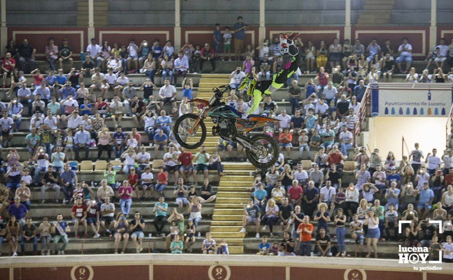 GALERÍA: La plaza de toros acoge la espectacularidad del Freestyle de la mano de algunos de los mejores pilotos del mundo