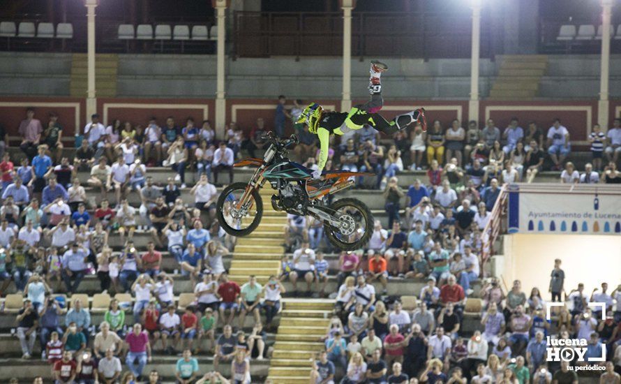 GALERÍA: La plaza de toros acoge la espectacularidad del Freestyle de la mano de algunos de los mejores pilotos del mundo