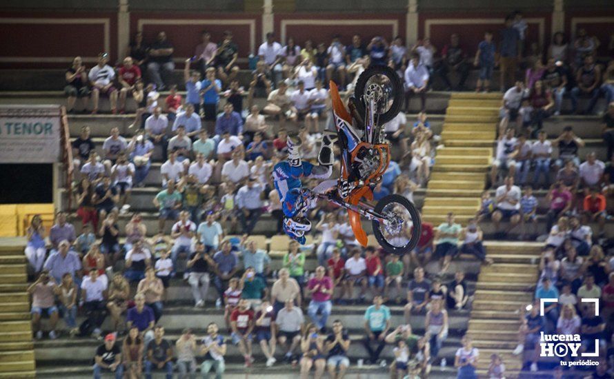 GALERÍA: La plaza de toros acoge la espectacularidad del Freestyle de la mano de algunos de los mejores pilotos del mundo GALERÍA: La plaza de toros acoge la espectacularidad del Freestyle de la mano de algunos de los mejores pilotos del mundo