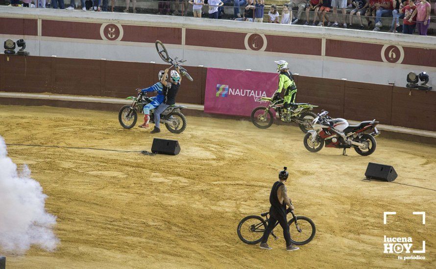 GALERÍA: La plaza de toros acoge la espectacularidad del Freestyle de la mano de algunos de los mejores pilotos del mundo