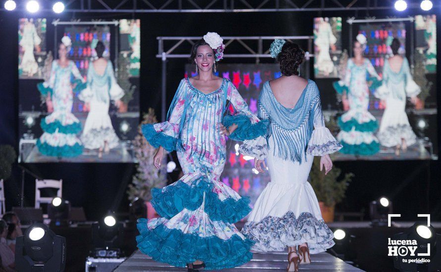 GALERÍA: La Plaza Nueva se viste de flamenca