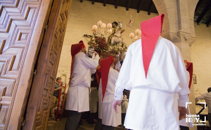 GALERÍA: El Apóstol Santiago vuelve a recorrer las calles de su barrio fiel a su cita estival con Lucena GALERÍA: El Apóstol Santiago vuelve a recorrer las calles de su barrio fiel a su cita estival con Lucena